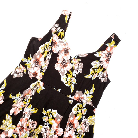 torrid Dresses & Skirts - Plus TORRID Black Pink Floral Sweetheart Dress